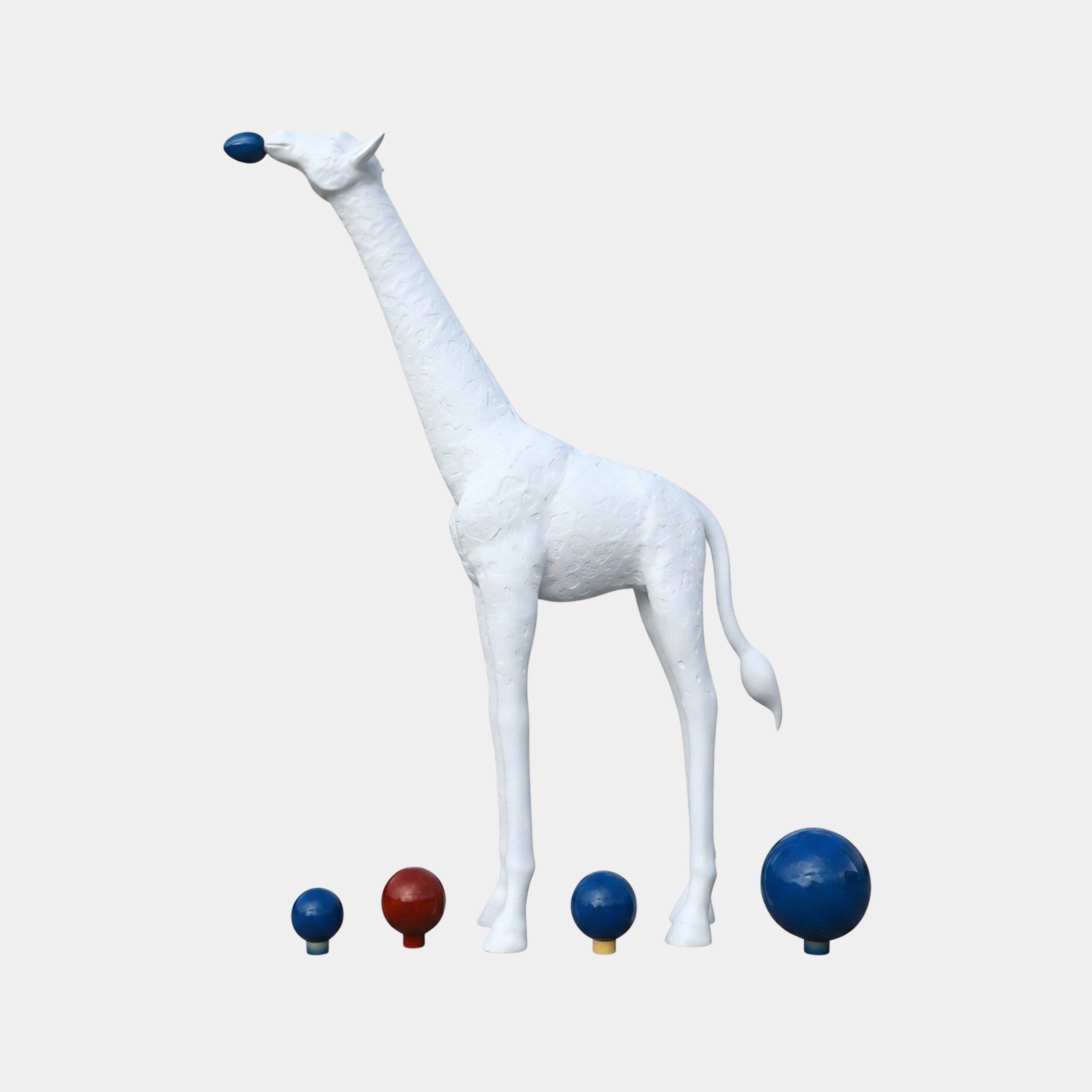 Hyperion White Giraffe Sculpture - 320cm