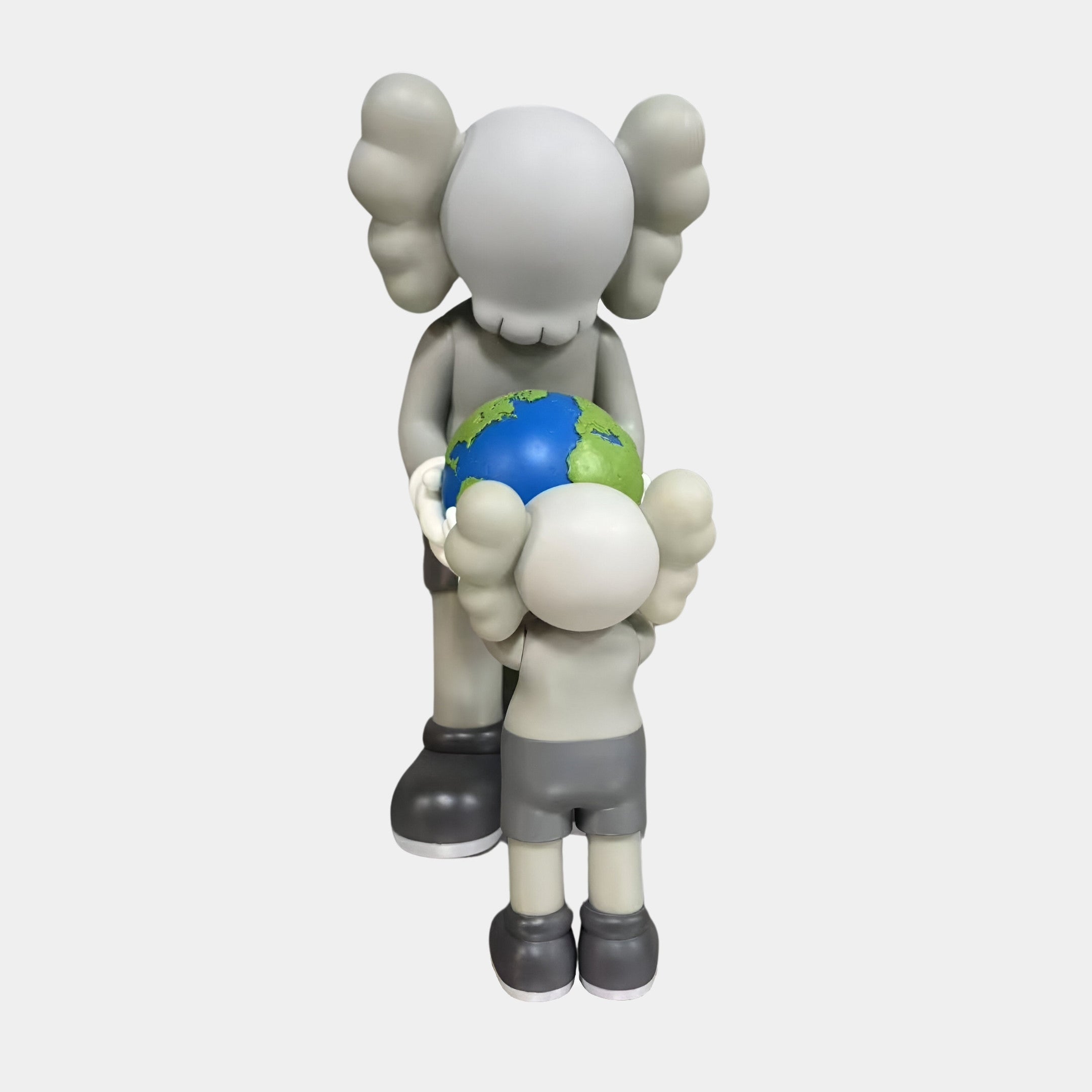 Soft Grey Iconify Atlas Figure - 30cm