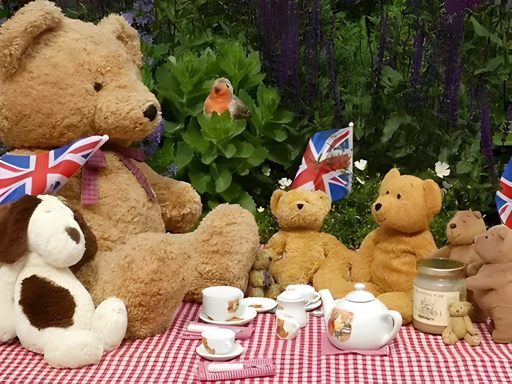 Top tips on throwing the ultimate and unforgettable teddy bear picnic!