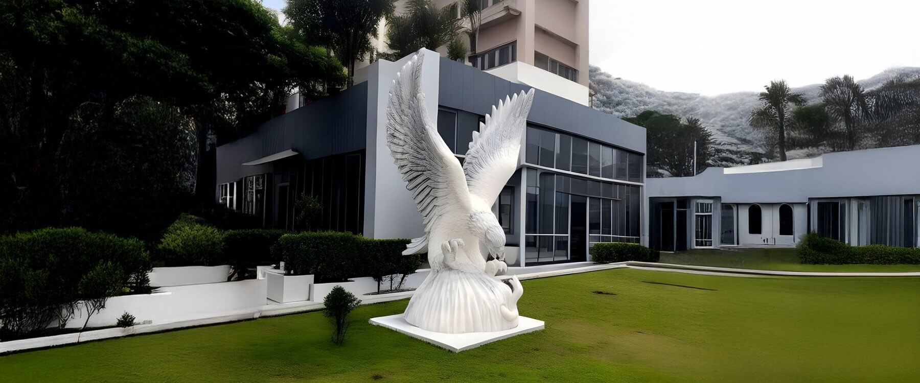 Custom Marble Sculptures: Why Bespoke Is the New Must-Have in Art