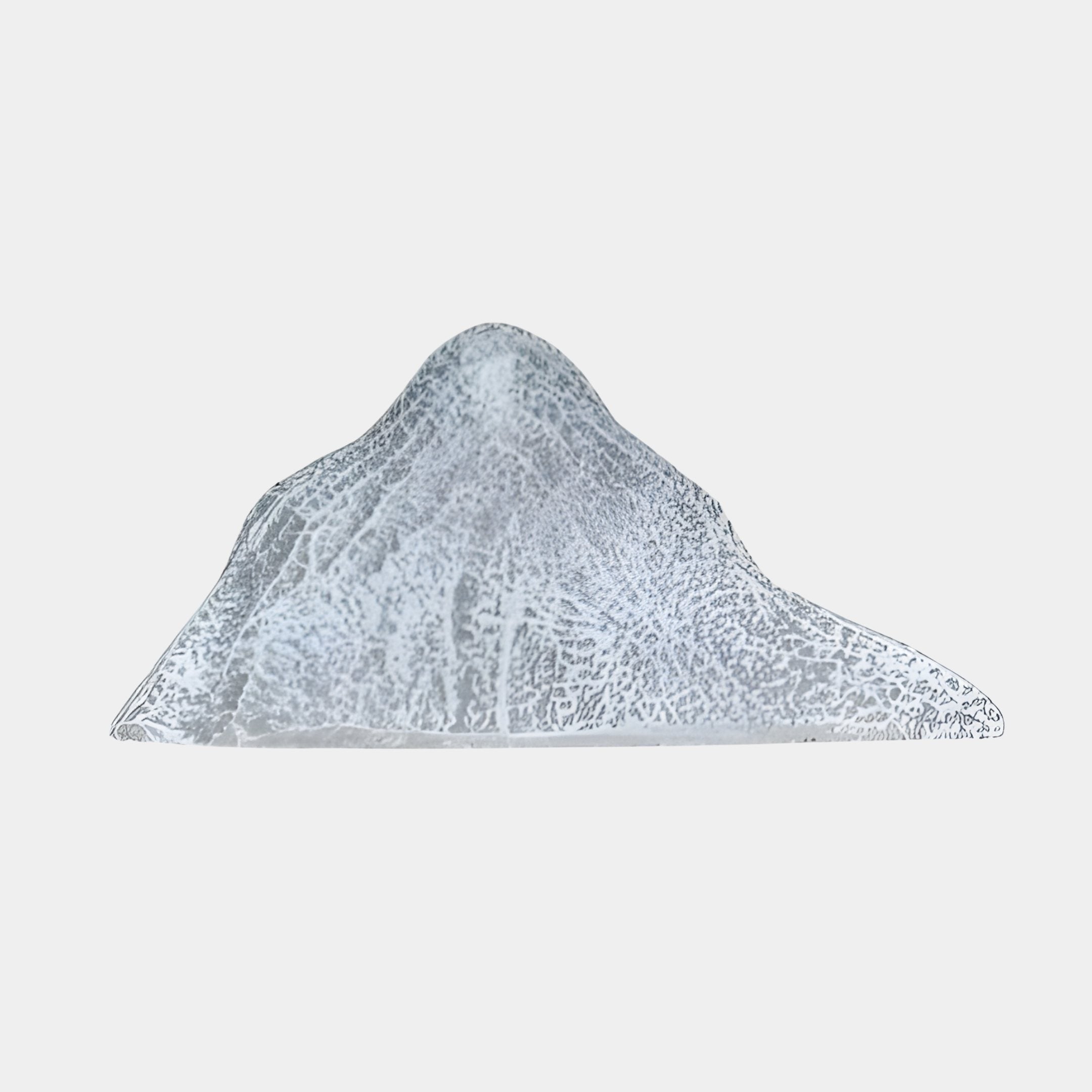 Tarn White Mountain Sculpture - 40cm