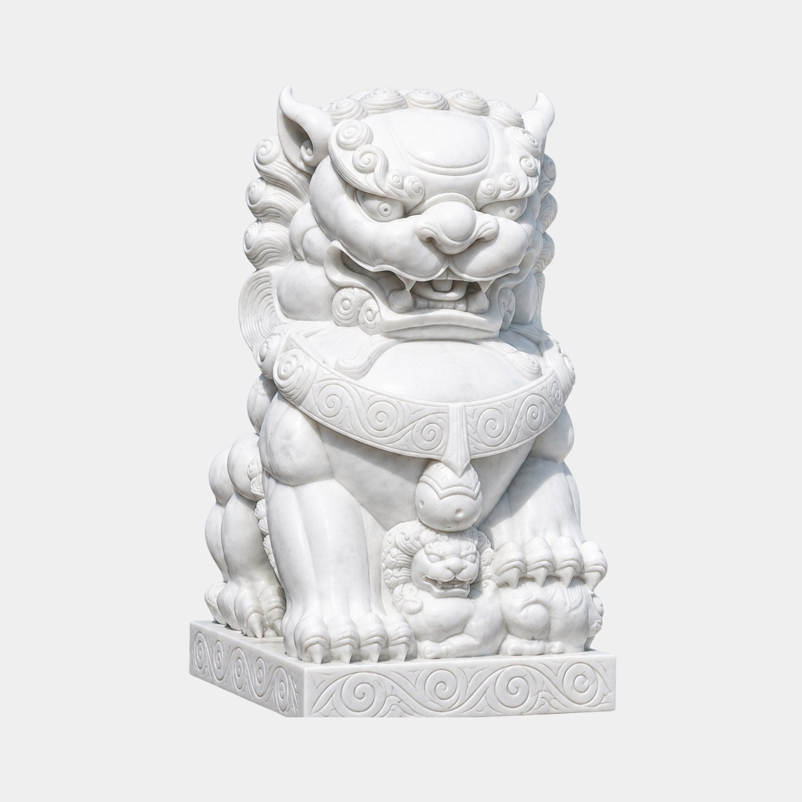 White marble Chinese guardian lion with a cub tucked under its forepaw, 180cm