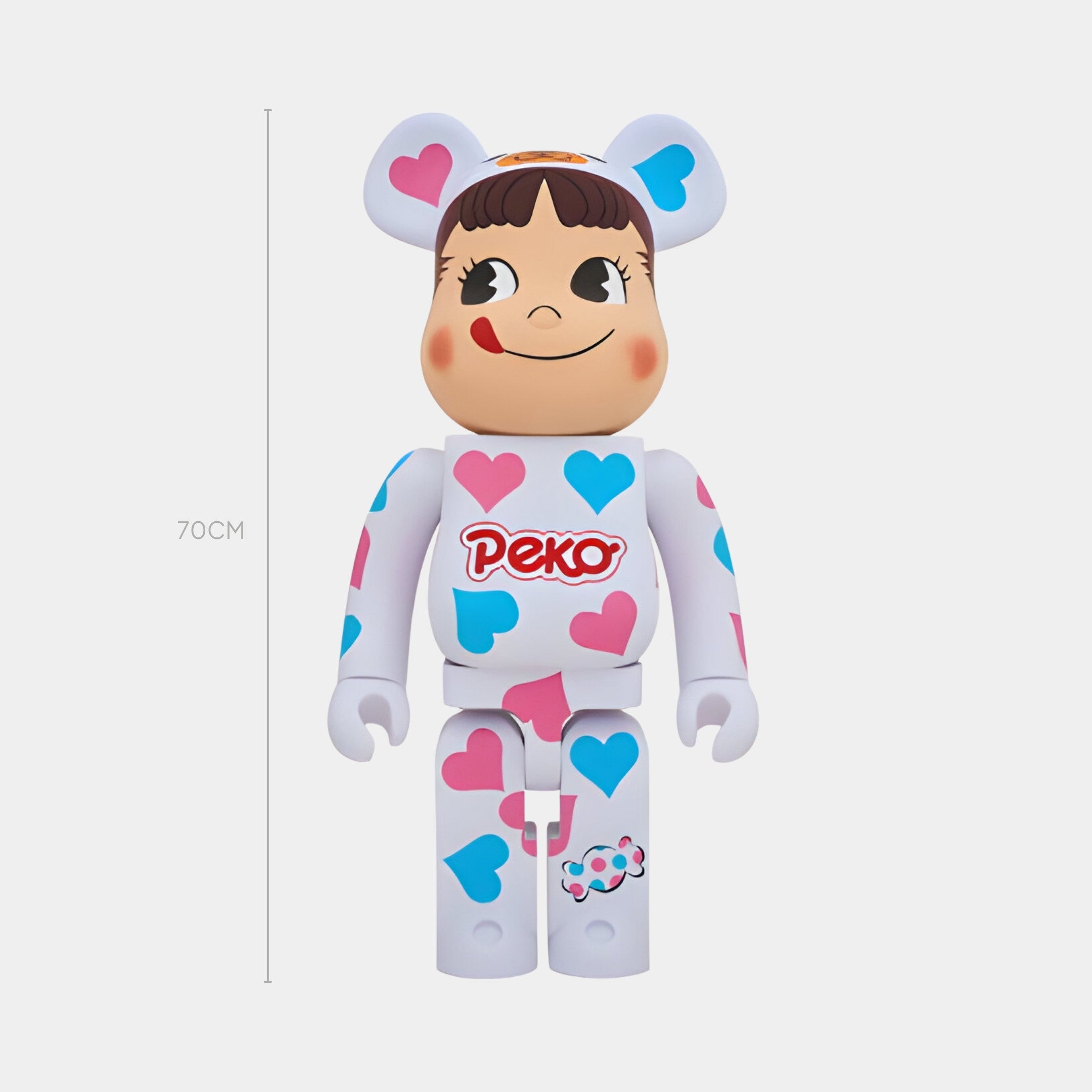 The Giant Sculptures LoveBubble White Bear Sculpture - 70cm features blue and pink Pop-Art hearts, a smiling cartoon face, and Peko on its chest. Its vibrant design uses UV-stable inks on a plain white background.
