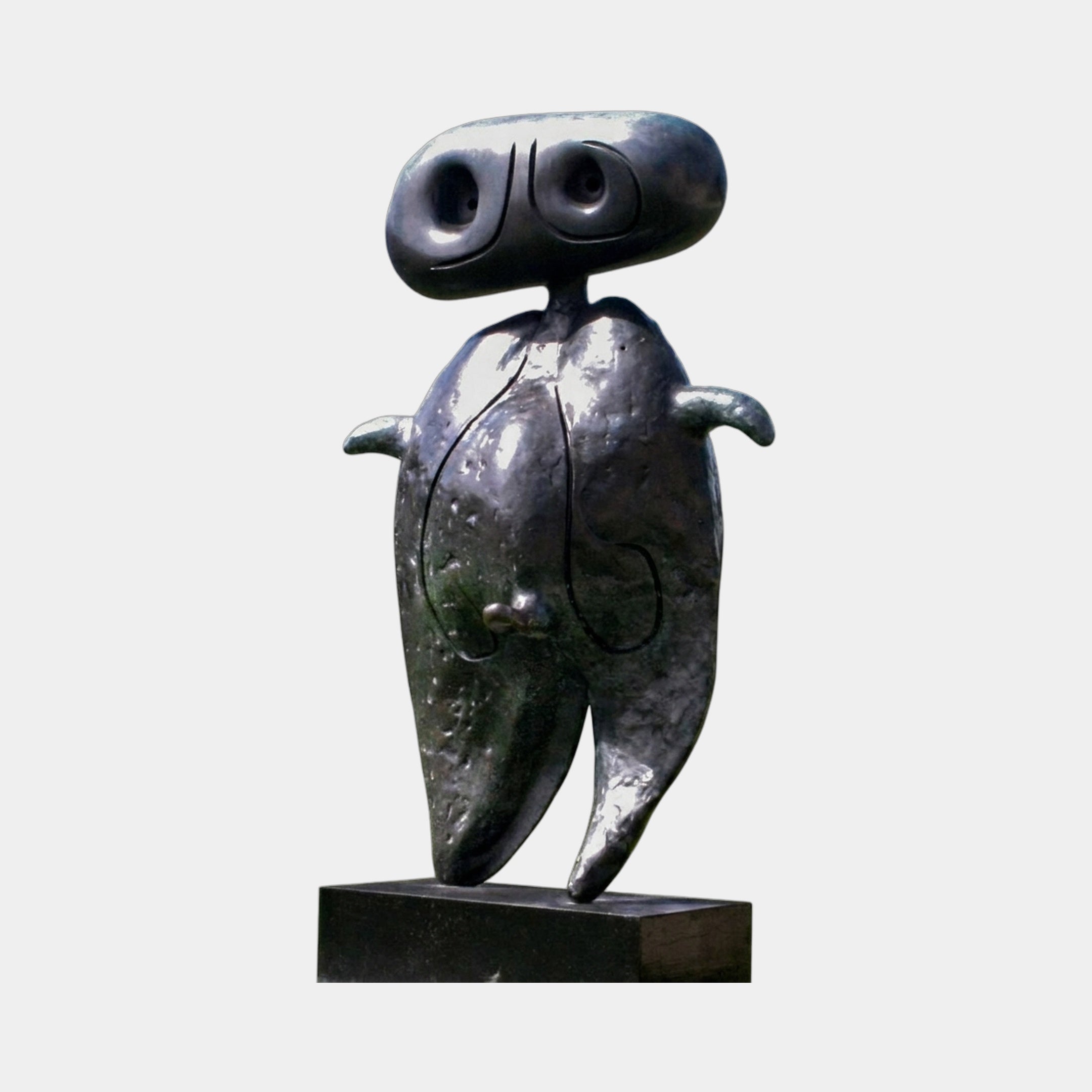 Large Modern Abstract Anthropomorphic Figure Bronze Sculpture by Giant Sculptures, 220cm tall with dark patina, binocular-eyed head and lobed body on a black plinth.